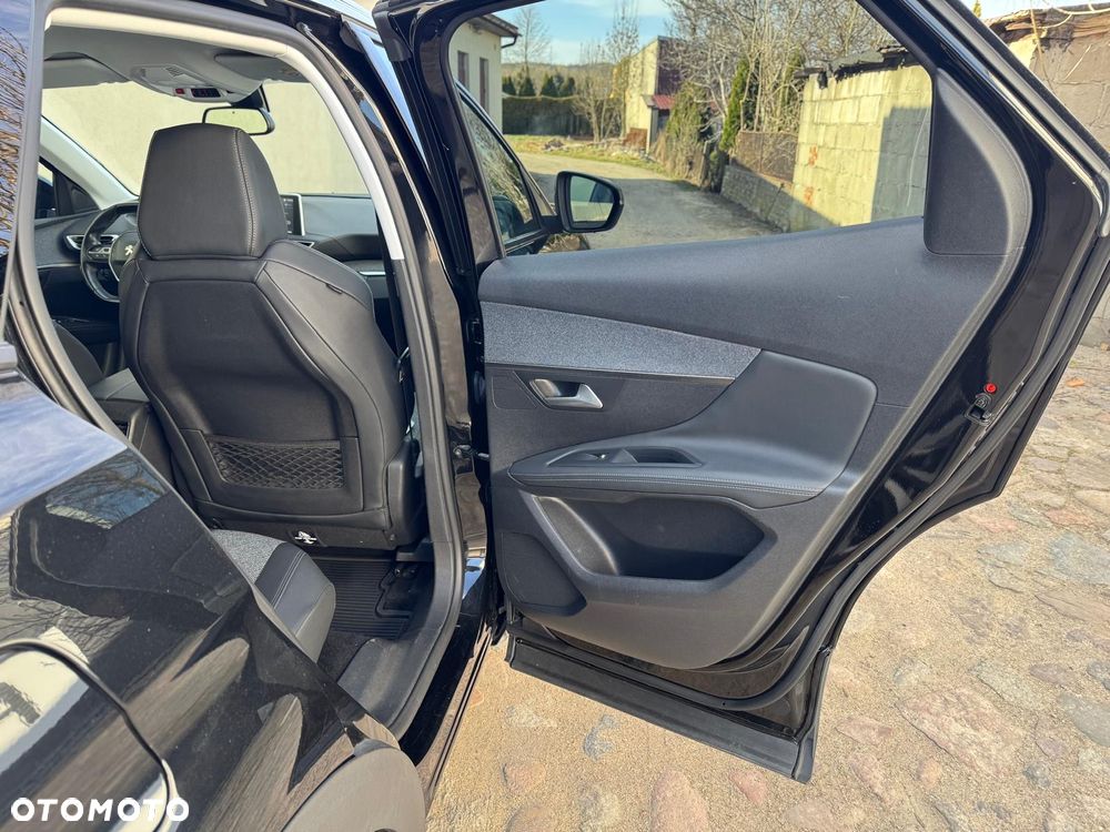 Peugeot 3008 BlueHDi 130 Stop & Start EAT8 Allure - 16