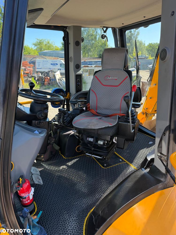 JCB 3CX ACE - 9