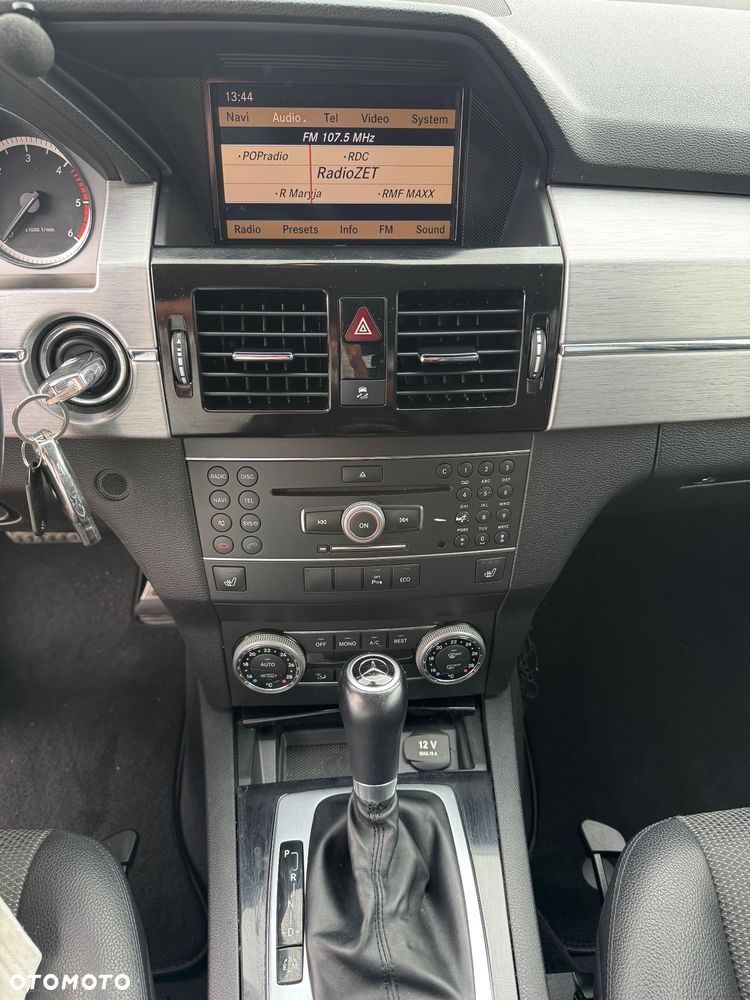 Mercedes-Benz GLK 250 CDI DPF 4Matic BlueEFFICIENCY 7G-TRONIC SPORT EDITION - 21