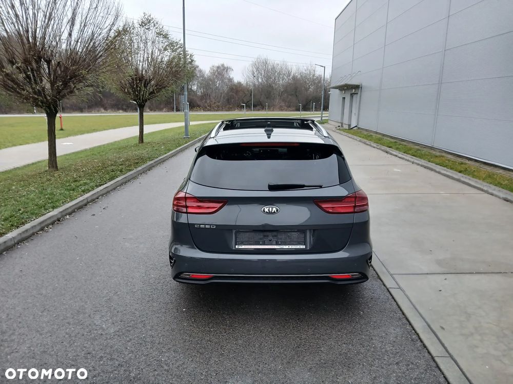 Kia Ceed 1.4 T-GDI OPF Platinum Edition - 5