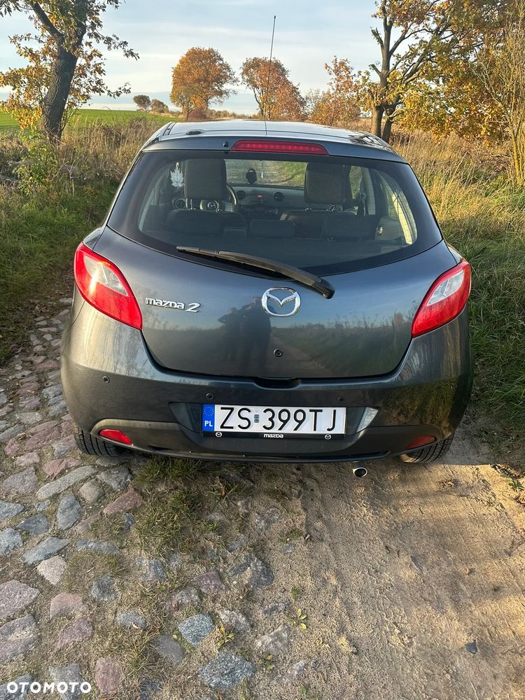 Mazda 2 - 5