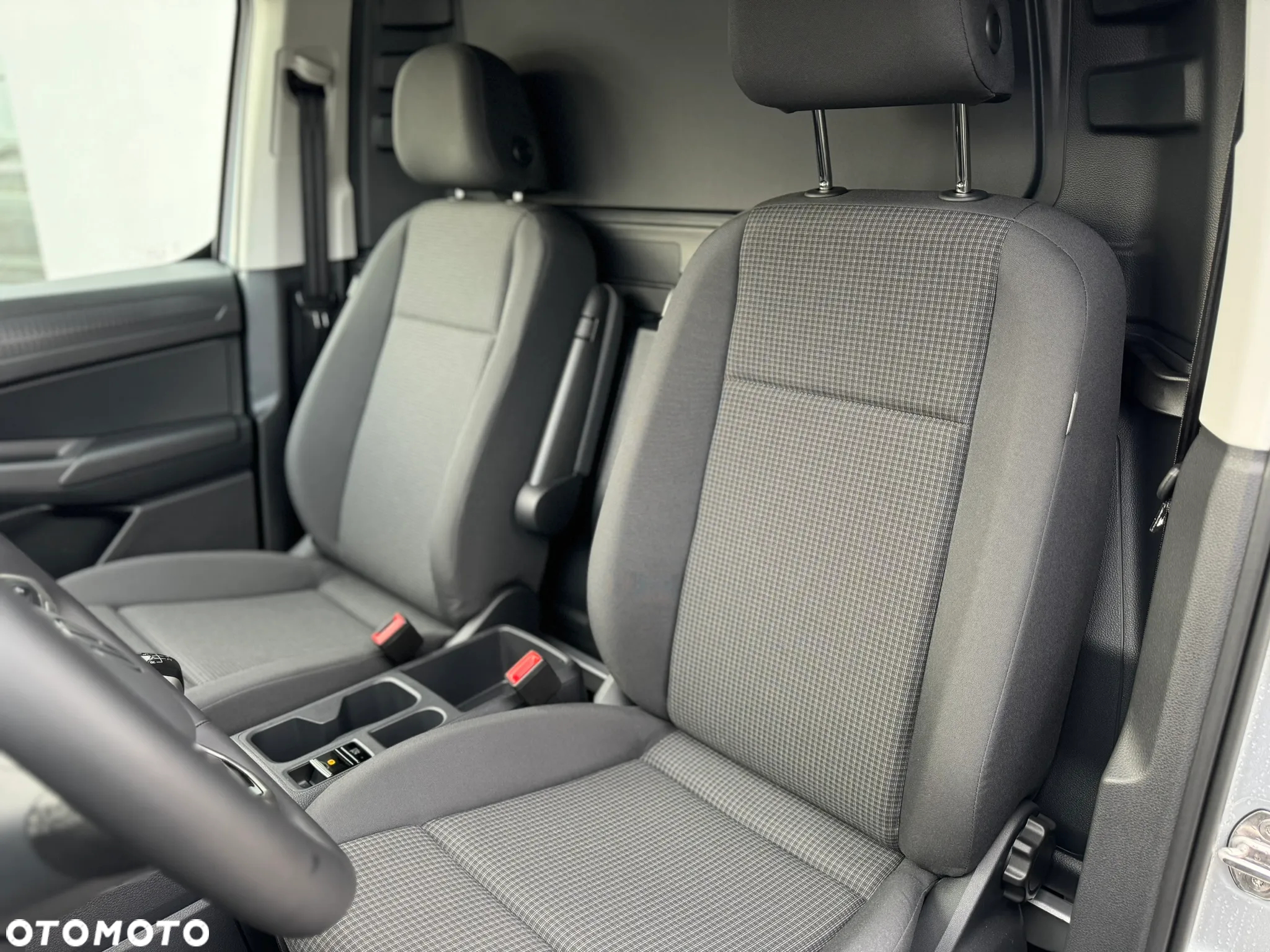 Volkswagen Caddy - 14