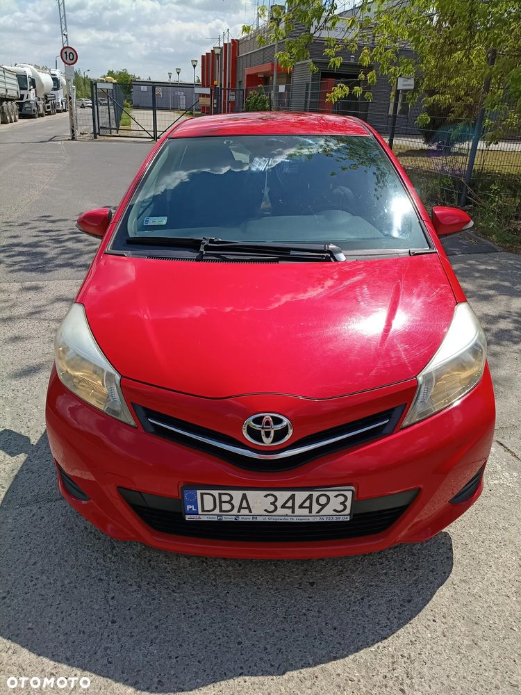 Toyota Yaris 1.0 Sol - 2