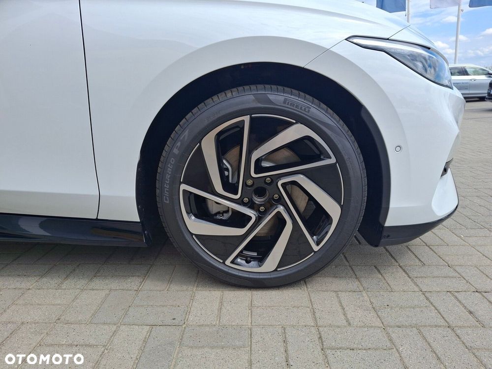Volkswagen ID.7 77kWh Pro - 10