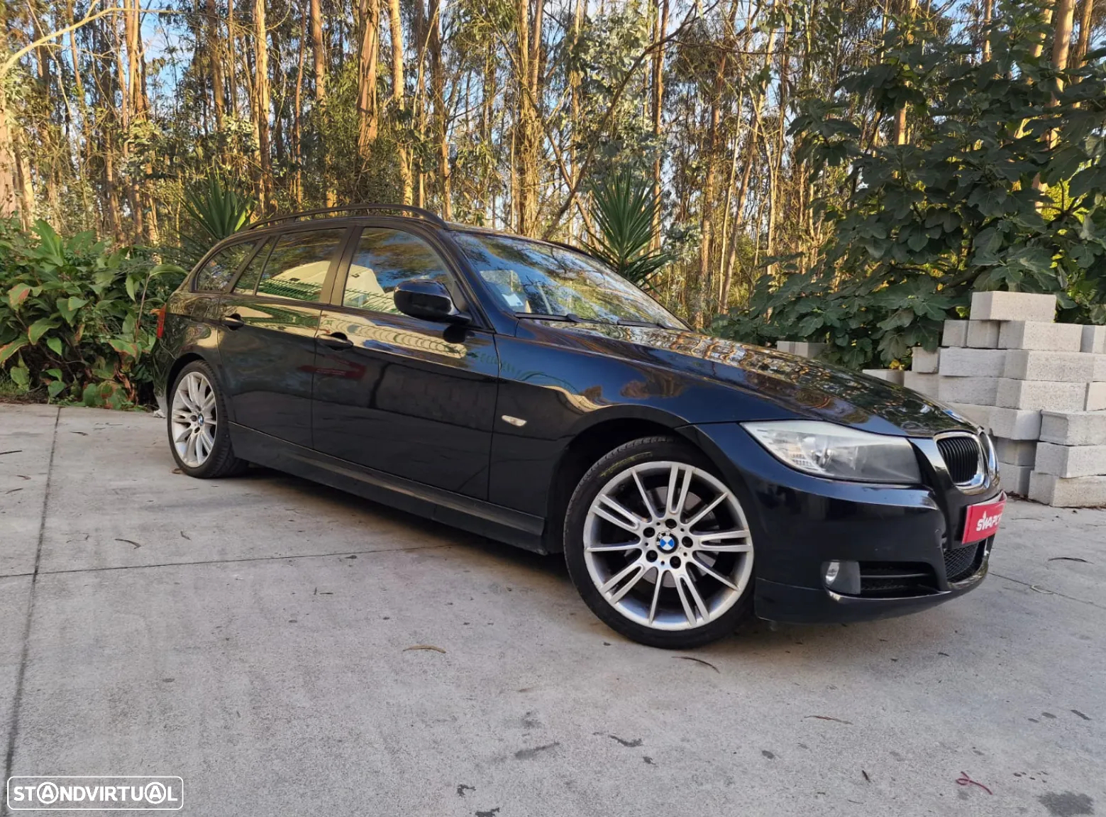 BMW 318 d Touring Dynamic - 2