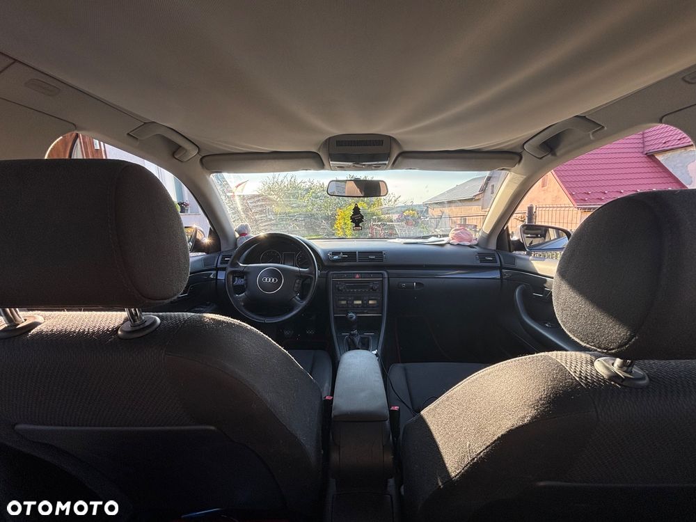 Audi A4 Limousine 2 - 5