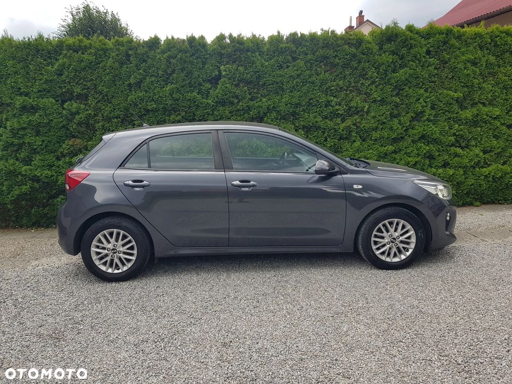 Kia Rio - 6