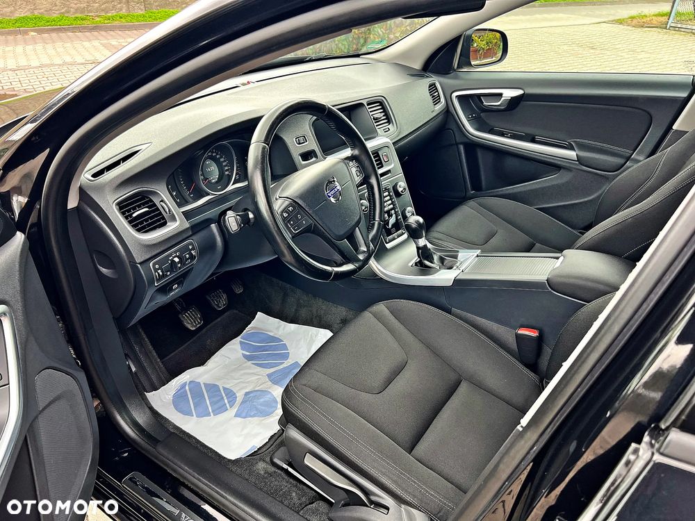 Volvo V60 D3 Business Edition - 14