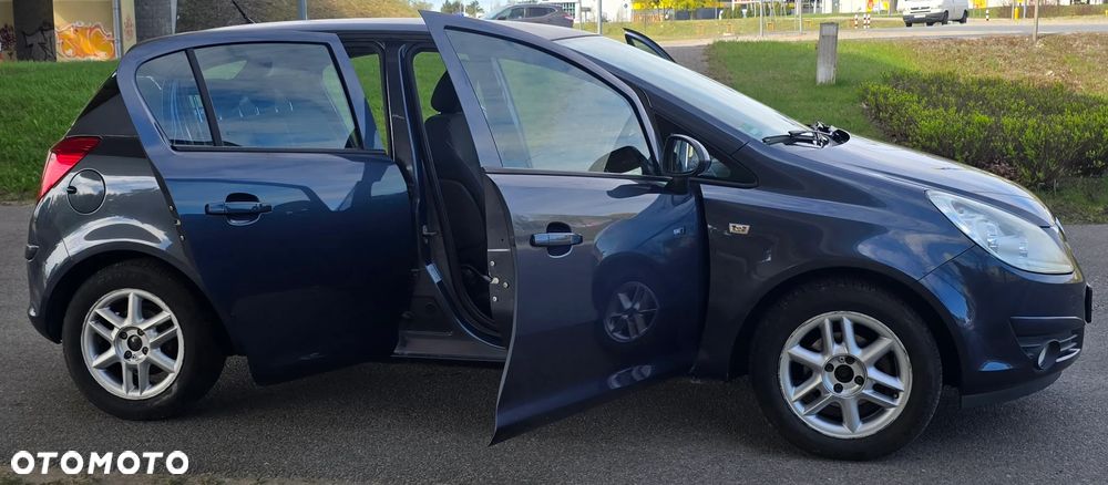 Opel Corsa 1.4 16V Selection 110 Jahre - 11