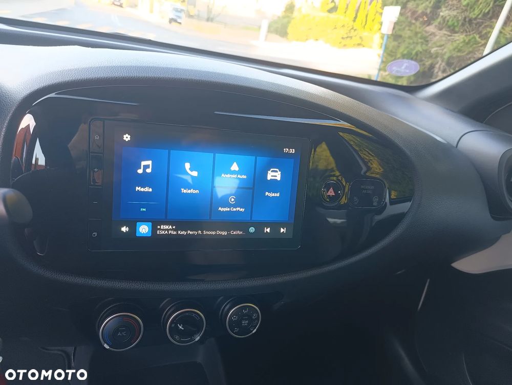 Toyota Aygo X S-CVT Air JBL - 13