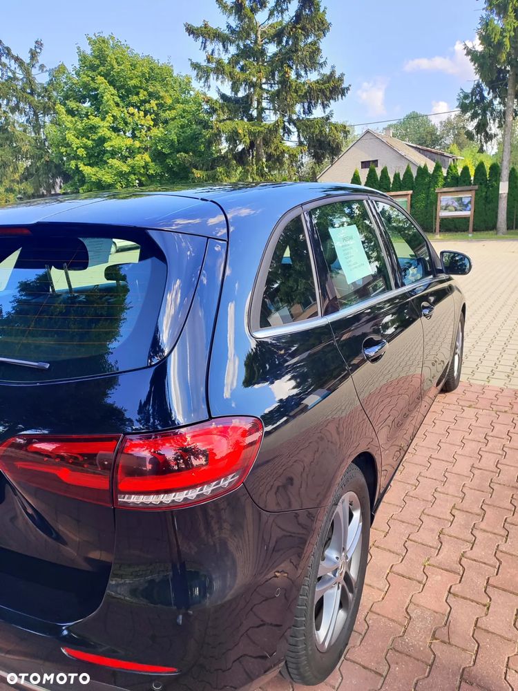 Mercedes-Benz Klasa B 180 d Style 7G-DCT - 27