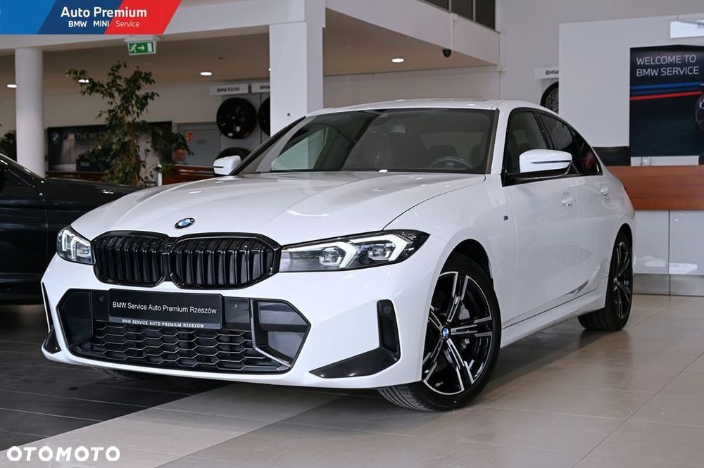 BMW Seria 3 330d xDrive MHEV - 4