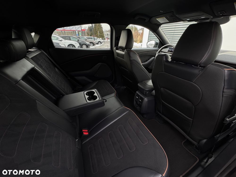 Ford Mustang Mach-E - 28