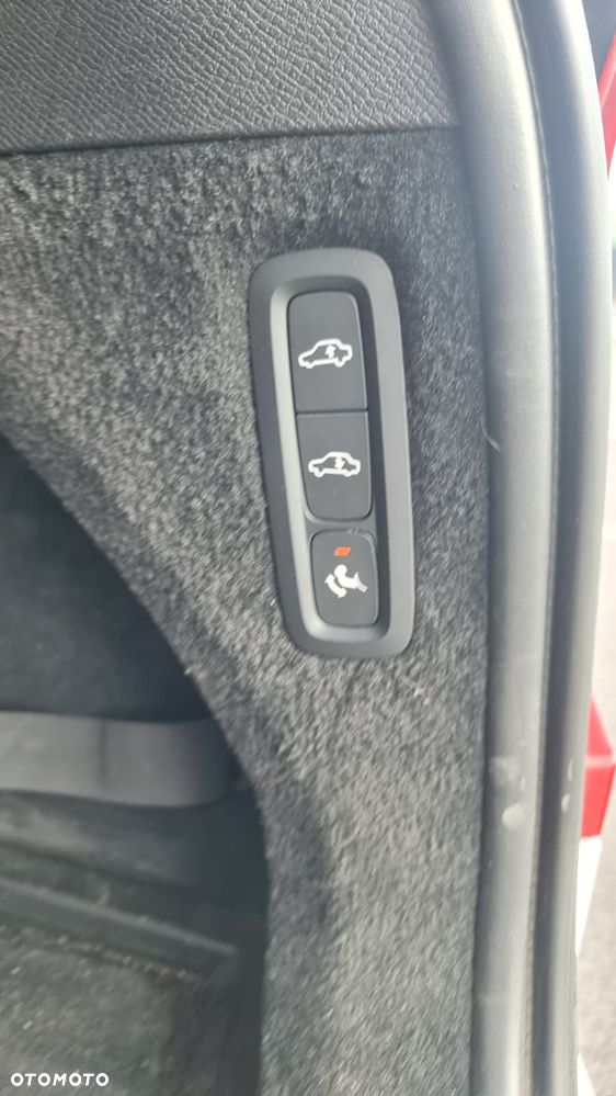 Volvo XC 90 D5 AWD Geartronic RDesign - 15