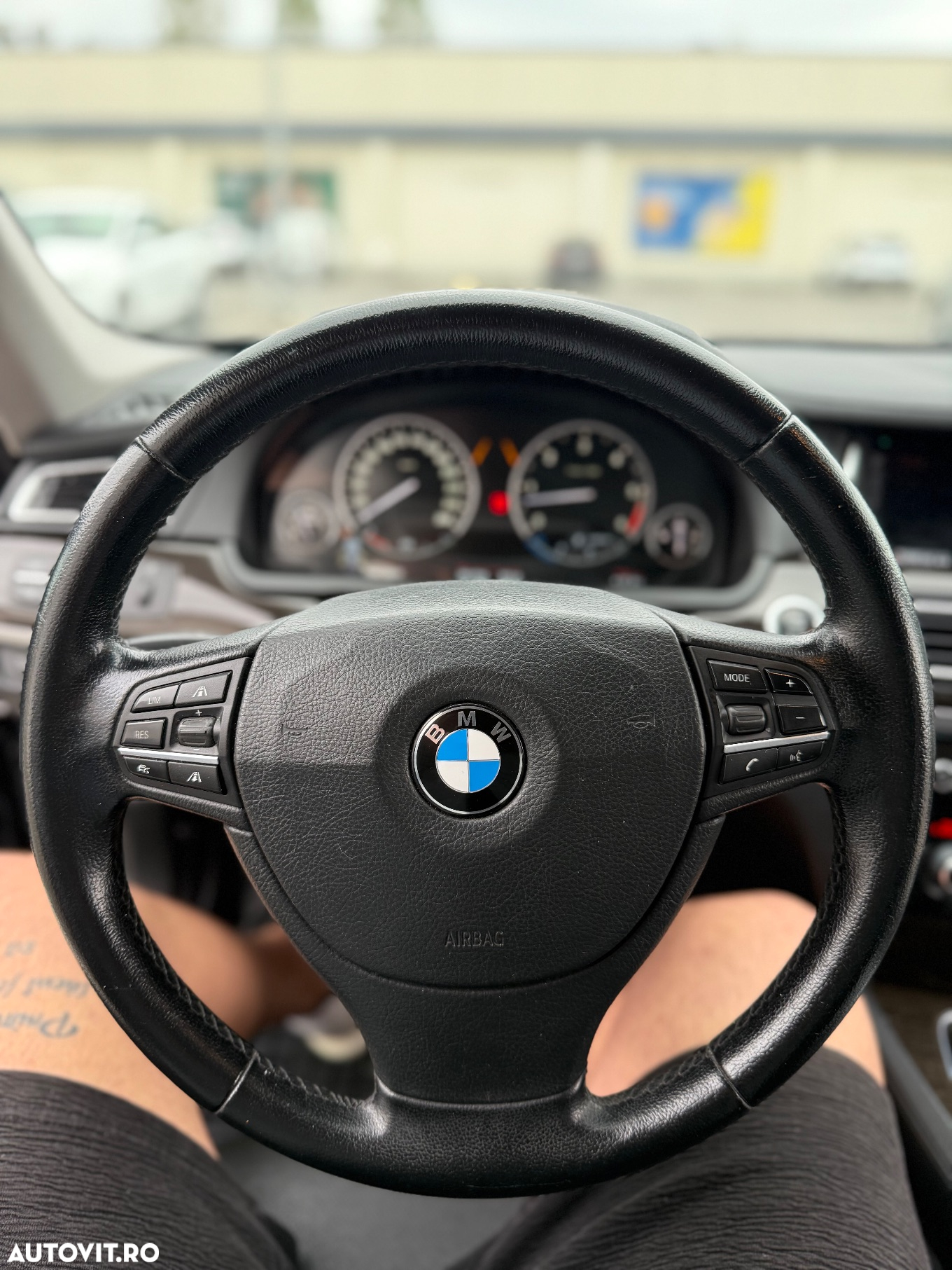 BMW Seria 7 740d xDrive - 10
