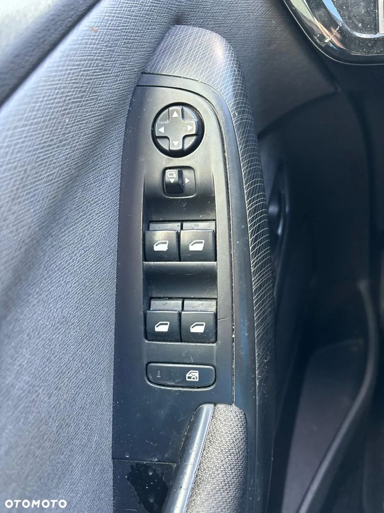 Citroën C4 Picasso 1.6 THP Intensive S&S EAT6 - 25