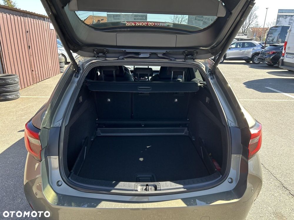 Toyota Corolla 1.8 Hybrid Style - 22