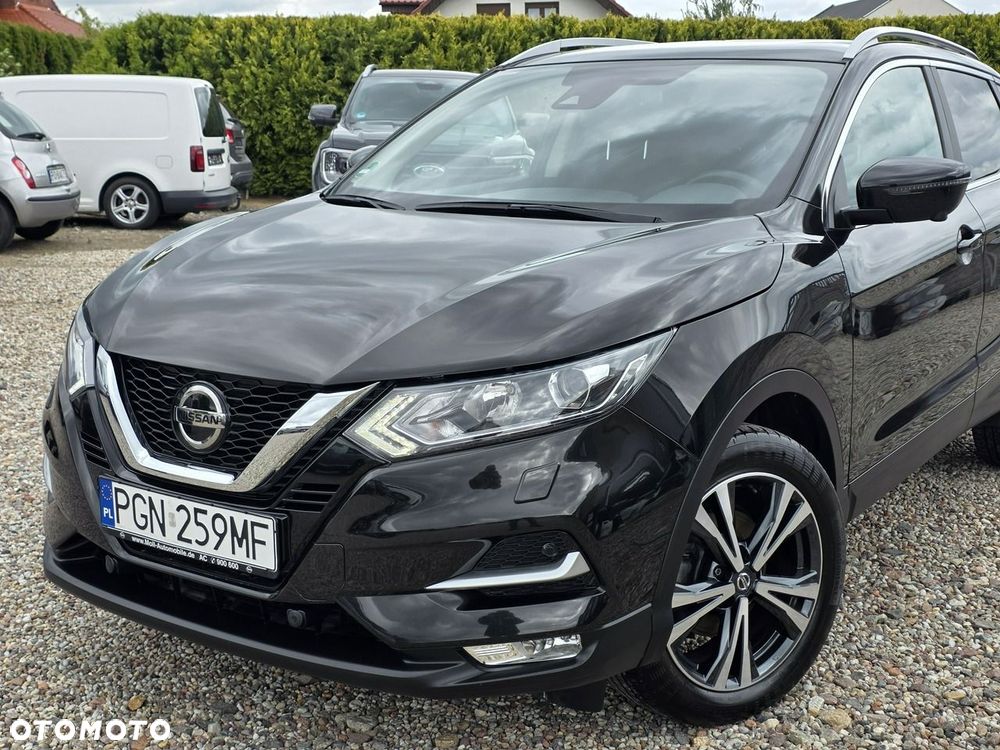 Nissan Qashqai 1.3 DIG-T N-Connecta - 1