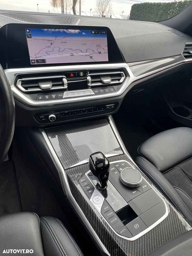BMW Seria 3 330e xDrive Aut. M Sport - 25