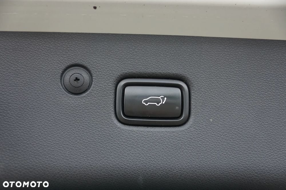Kia Sportage 2,0 CRDI AWD GT Line - 36
