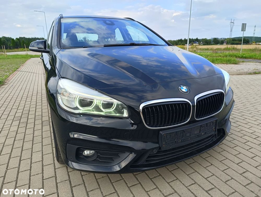 BMW Seria 2 218d Advantage - 11