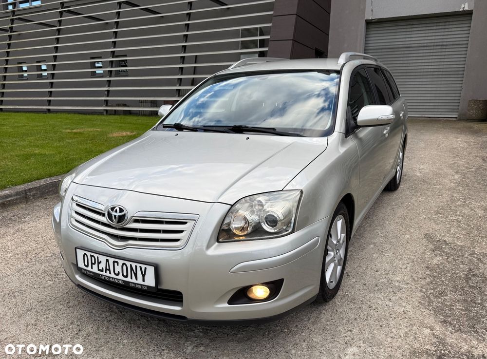 Toyota Avensis 1.8 VVT-i Combi Sol - 5