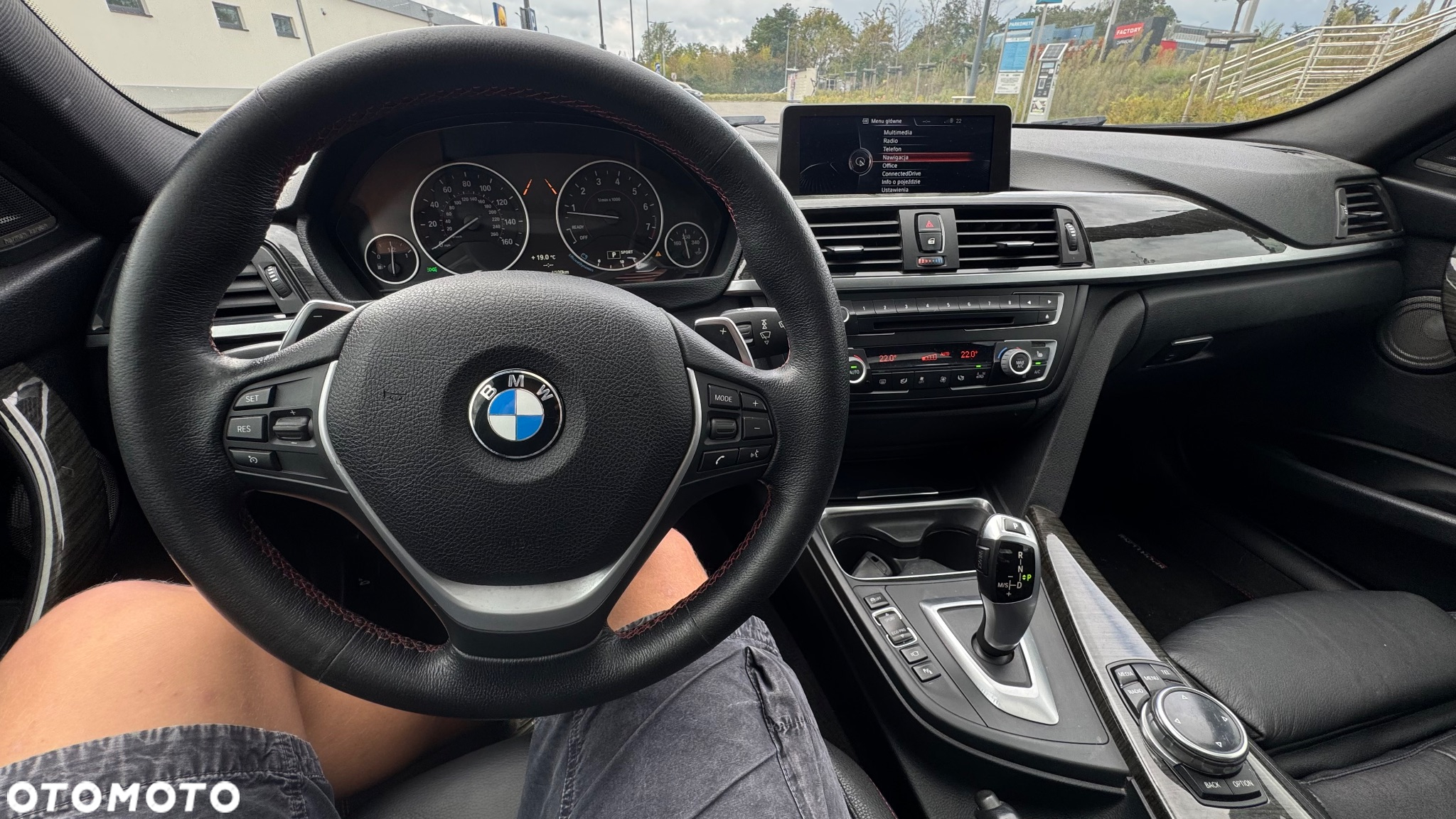 BMW Seria 3 335i Sport-Aut - 8