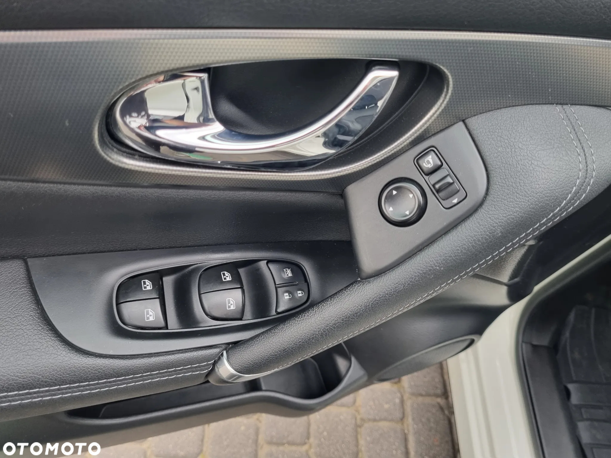 Nissan Qashqai 1.6 DCi Tekna - 19