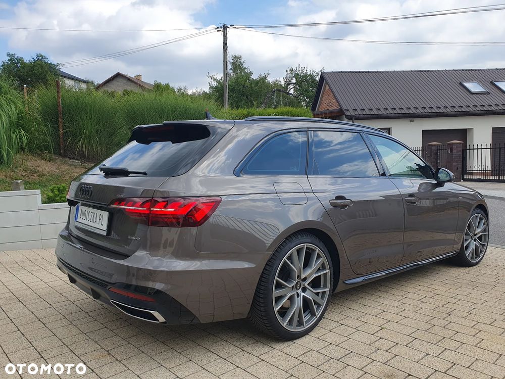 Audi A4 Avant 40 TDI quattro S tronic S line - 1
