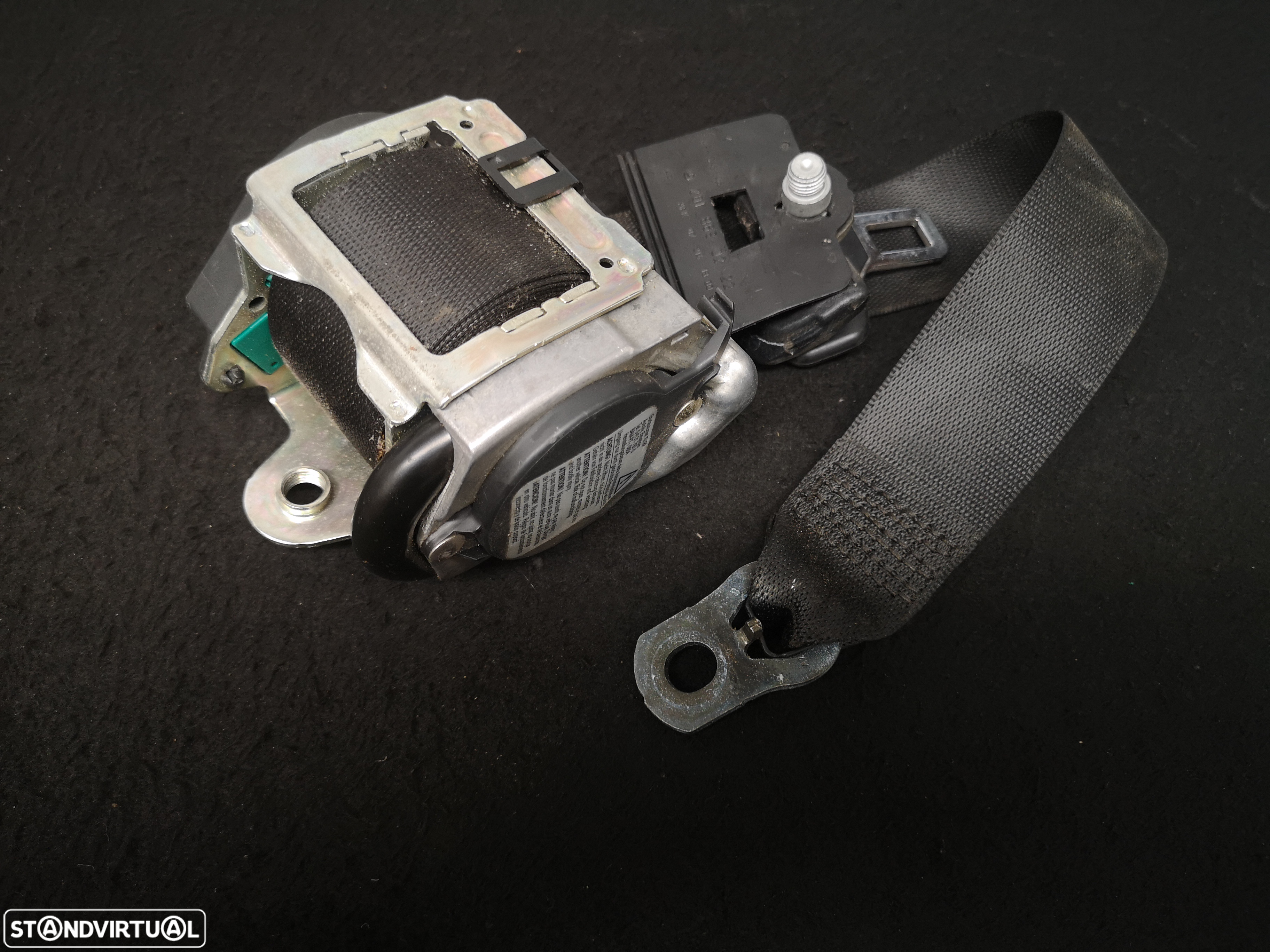 Cinto de Segurança traseira direita Mercedes W211 Carrinha 2003+ - 5