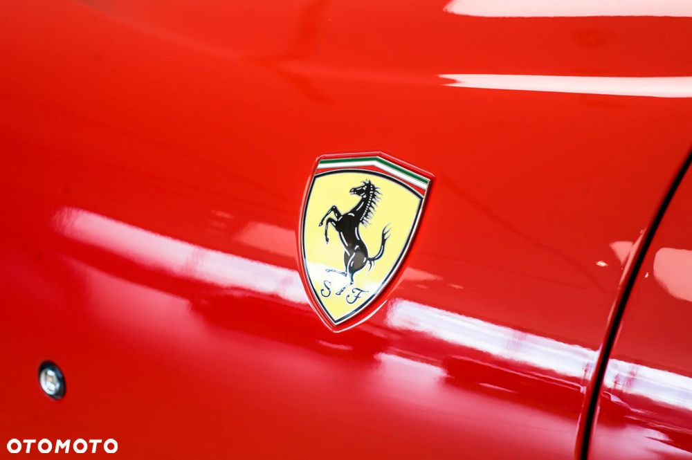 Ferrari 812 Superfast - 16