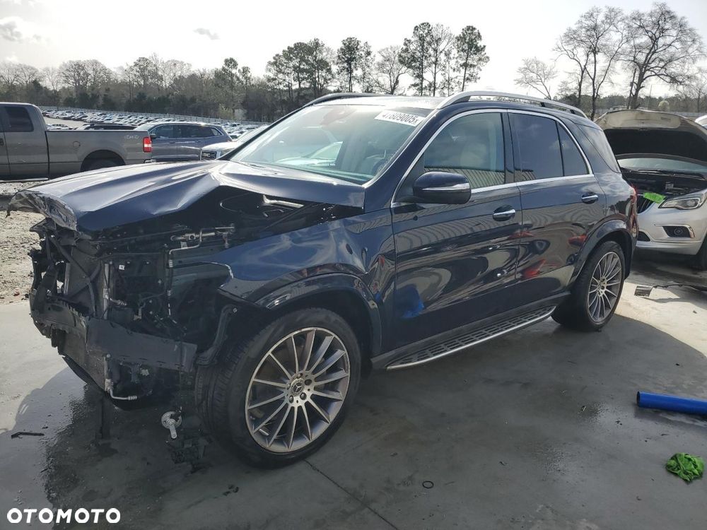 Mercedes-Benz GLE - 21