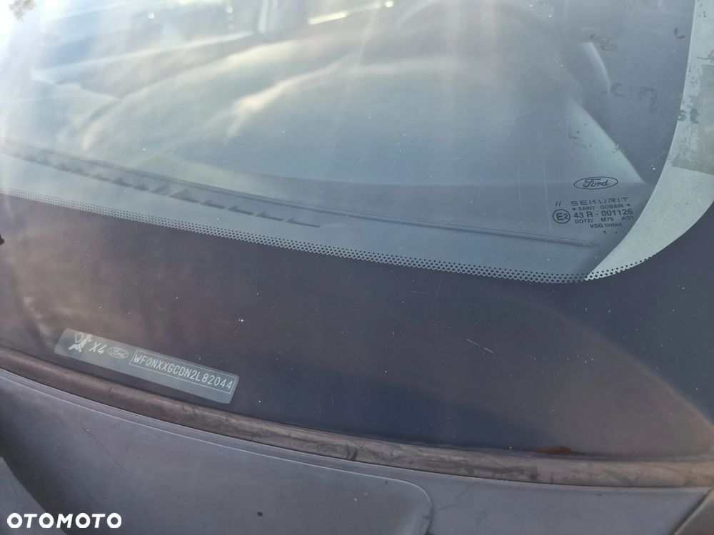 Ford Focus Kombi 01-05 - 11