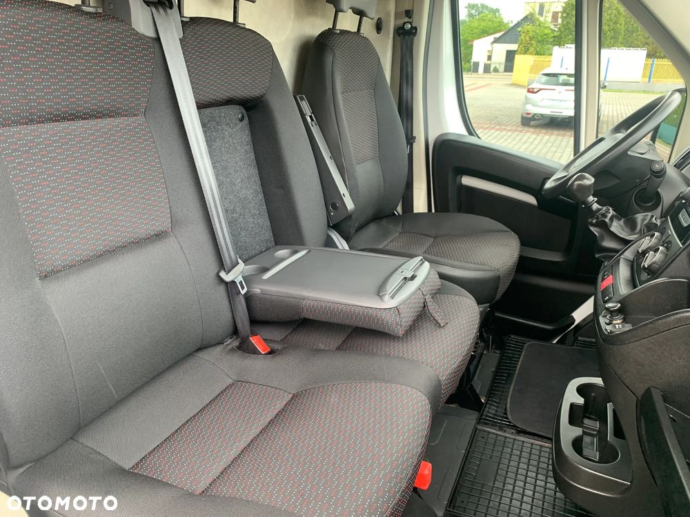 Peugeot BOXER 2,2hdi -165KM L3H2 - 18