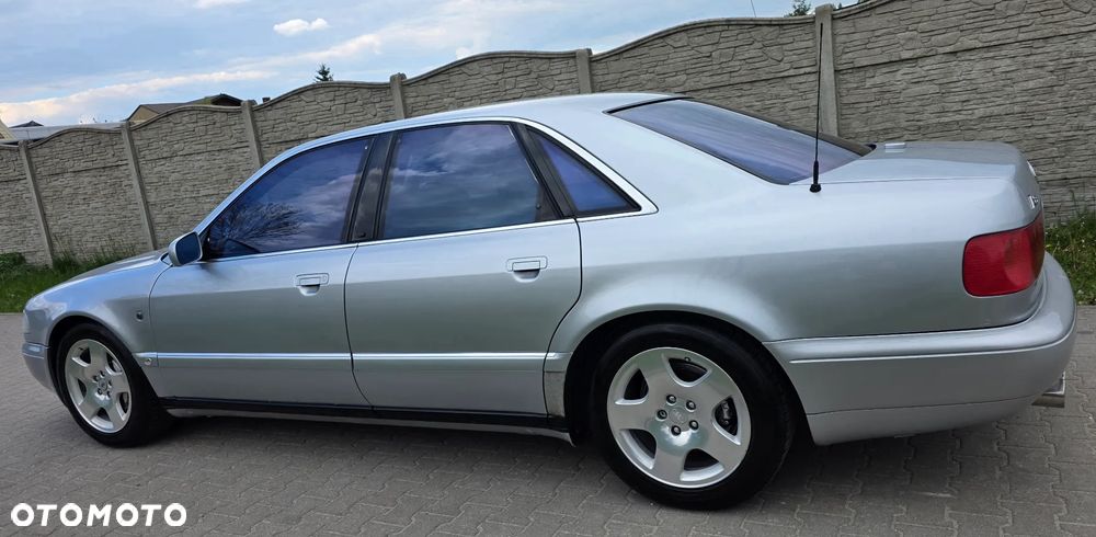 Audi A8 - 24