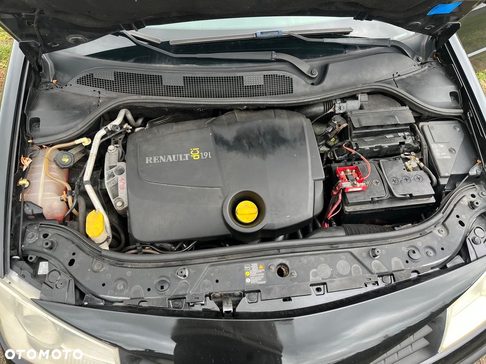 Renault Megane 1.9 dCi FAP Grandtour Dynamique - 13