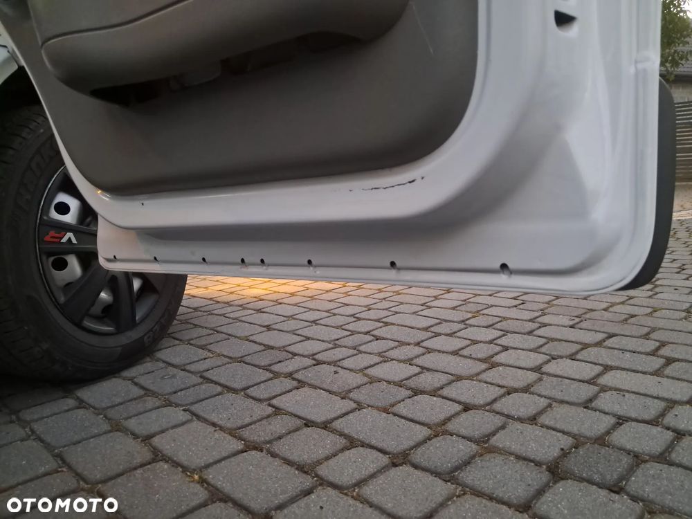 Opel VIVARO - 26