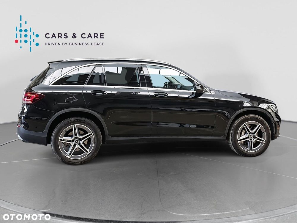 Mercedes-Benz GLC 300 e 4-Matic - 31
