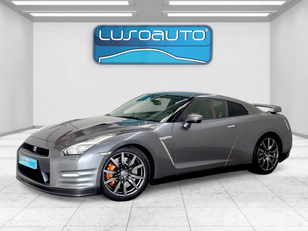 Nissan GT-R 3.8 V6 Black Edition - 1
