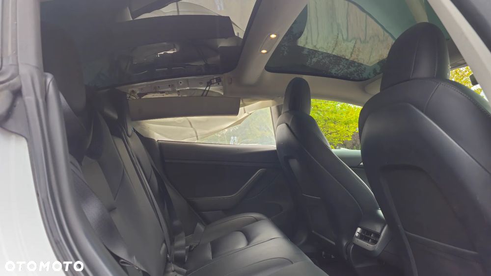 Tesla Model 3 Long Range RWD - 17