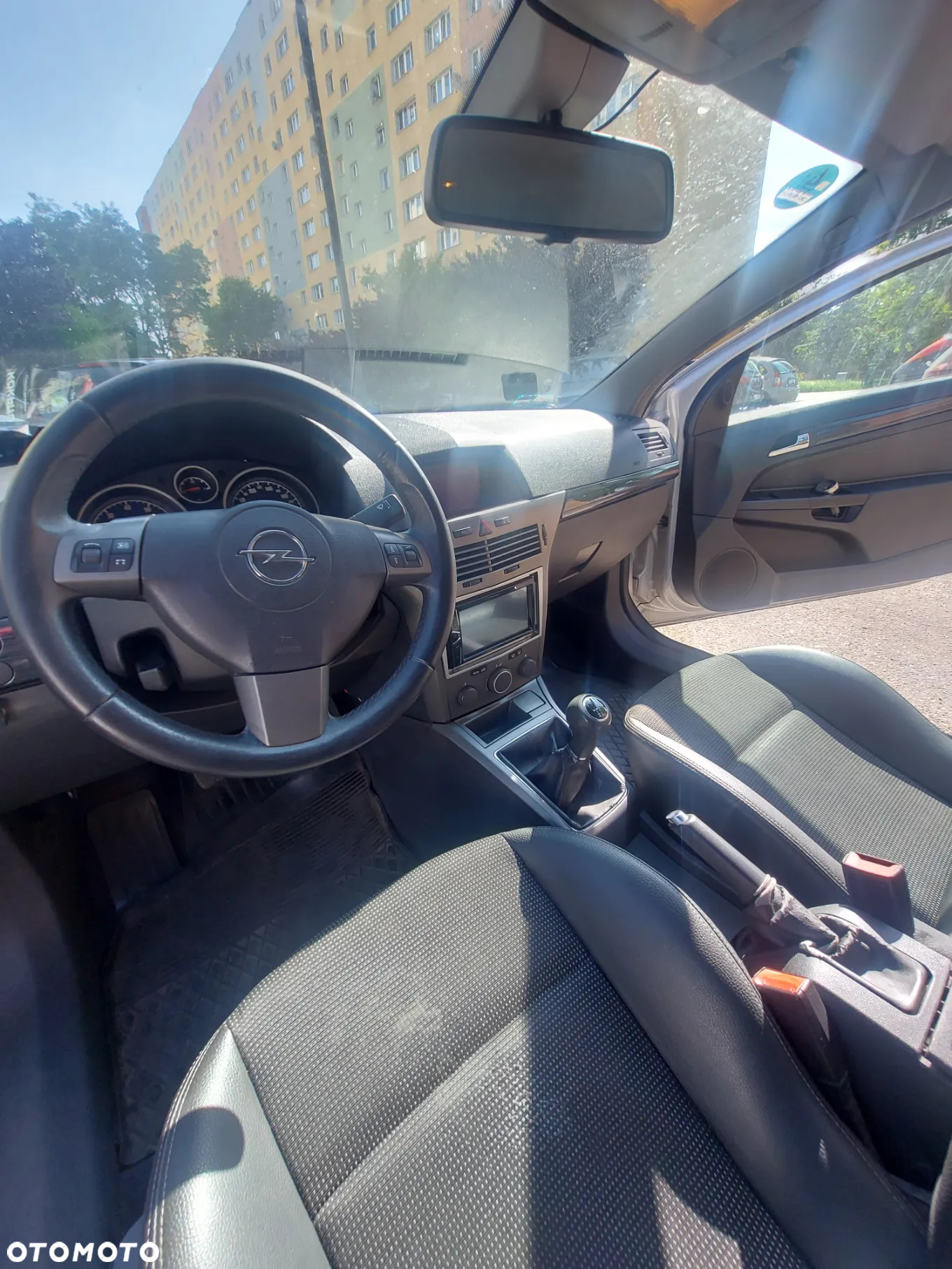 Opel Astra GTC 1.8 Cosmo - 9
