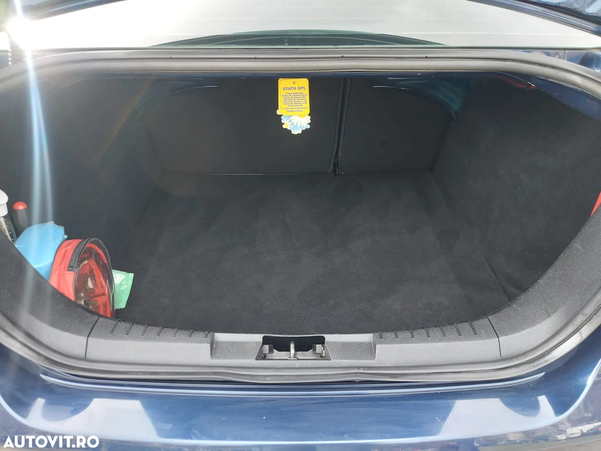 Ford Focus 1.6i Trend - 8