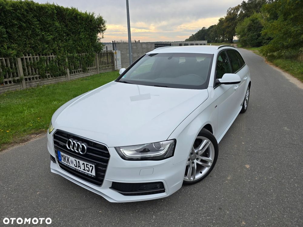 Audi A4 Avant 2.0 TDI DPF quattro S line Sportpaket - 22