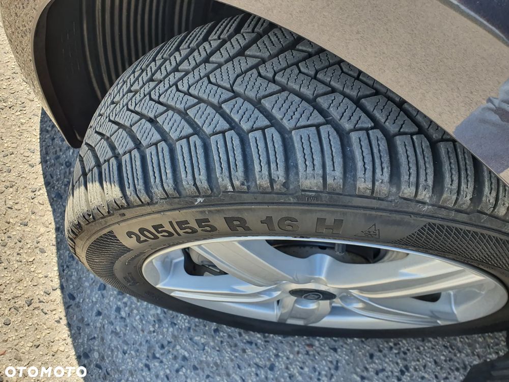 Kia Ceed 1.4 CVVT Dream-Team Edition - 33