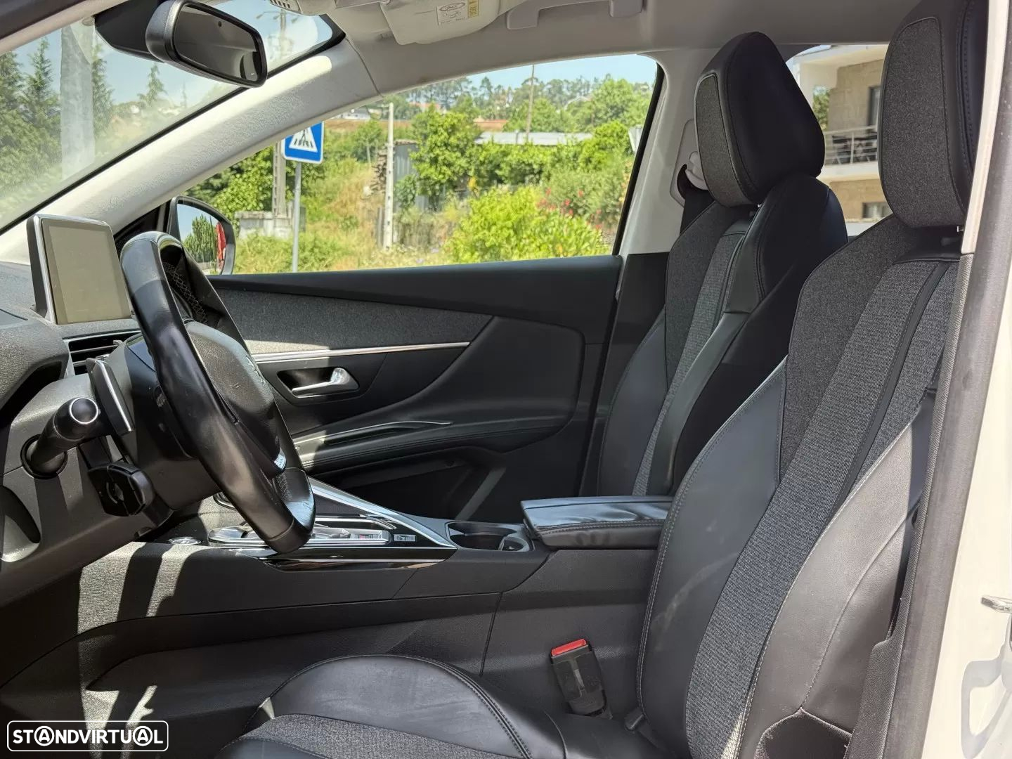 Peugeot 3008 BlueHDi 120 Stop & Start EAT6 Allure - 23