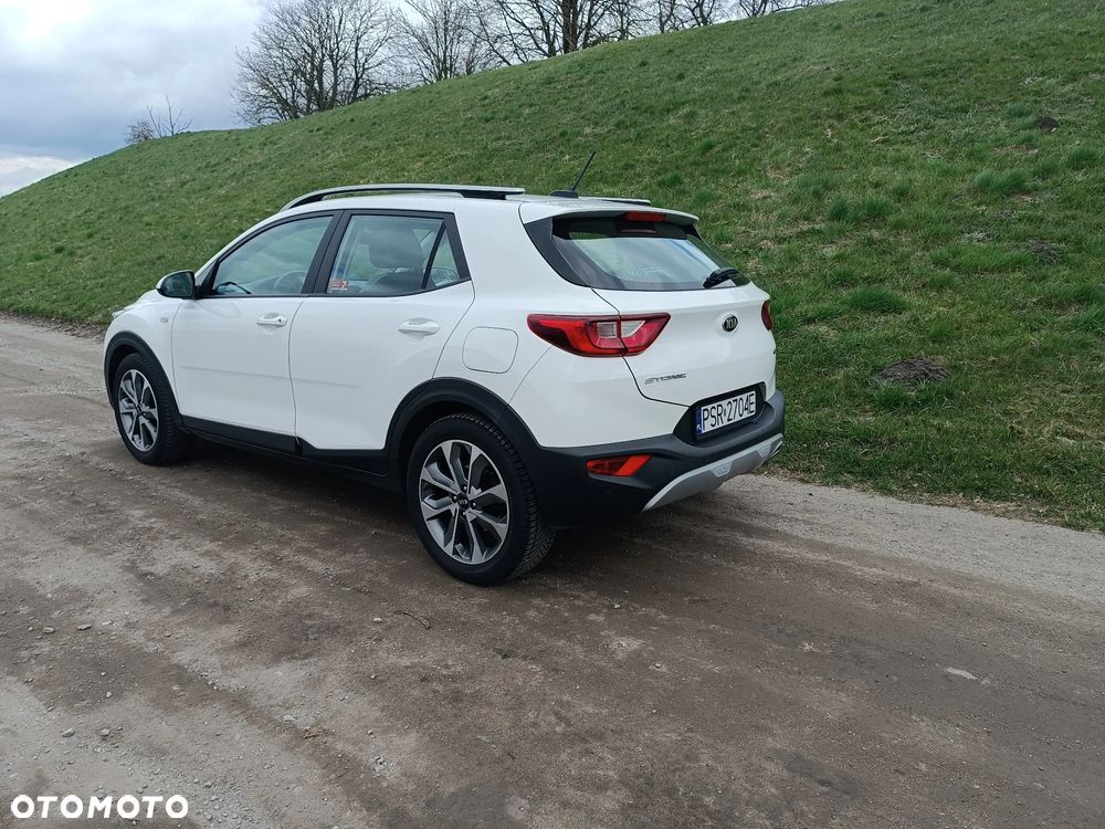 Kia Stonic 1.6 CRDi SCR L - 8