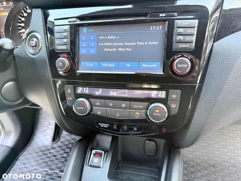 Nissan Qashqai 1.2 DIG-T Tekna - 24