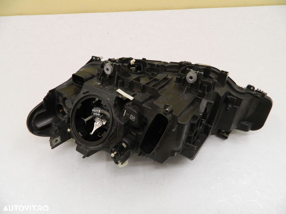 Far dreapta BMW Seria 3 F30 / F31 Bi-Xenon 2012, 2013, 2014, 2015,  cod origine 7259526. - 9