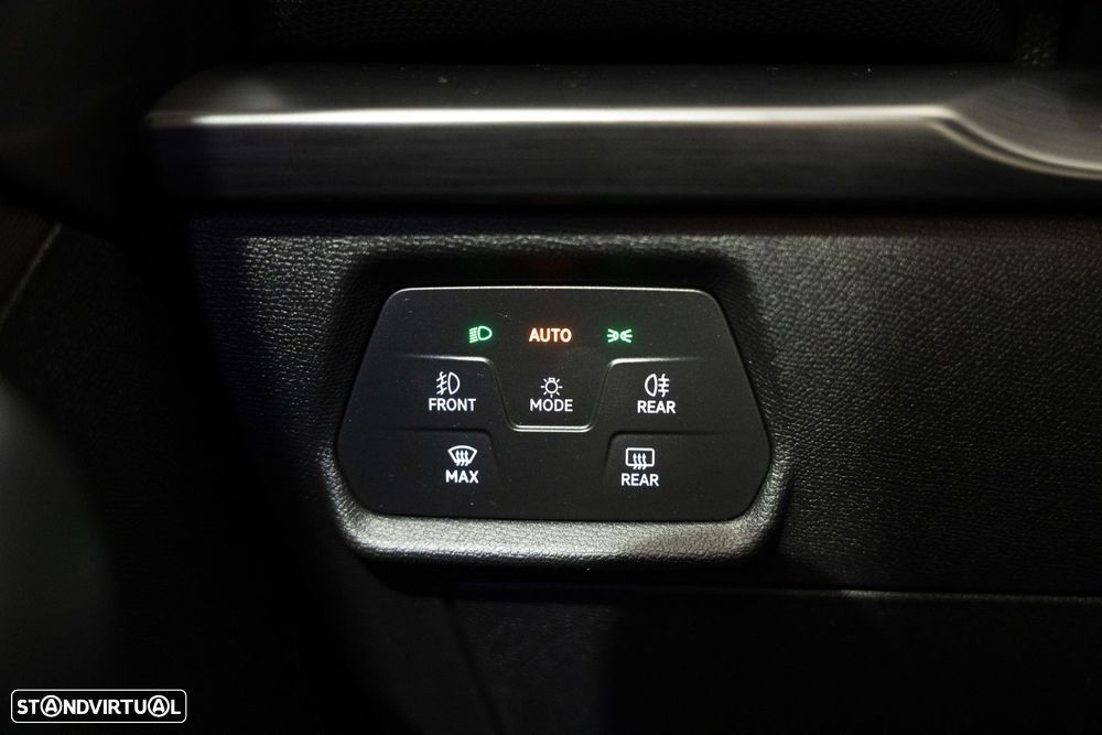 Cupra Leon 1.4 e-Hybrid DSG - 18