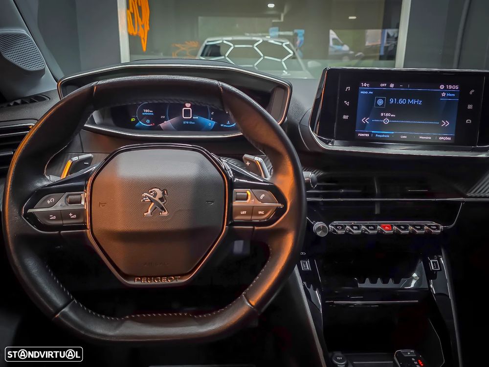 Peugeot 208 1.2 PureTech Allure Pack EAT8 - 21